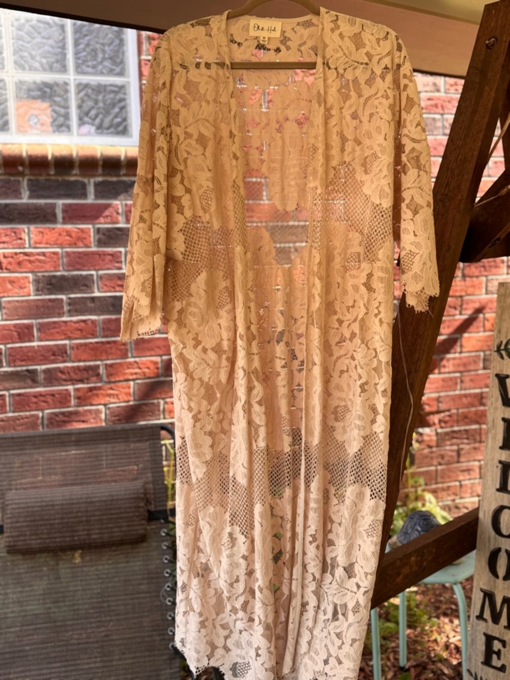 Oli & Hali Cream Floral Lace duster